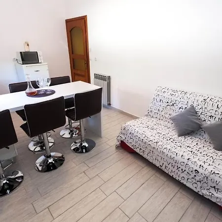 Gasthof And With Parking Space Pakostane, Biograd - 24768