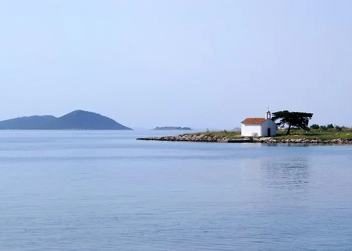 Pensjonat And With Parking Space Pakostane, Biograd - 24768